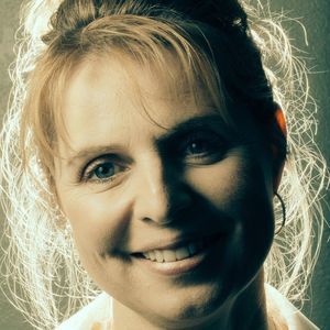 Meet your Posher, Vera